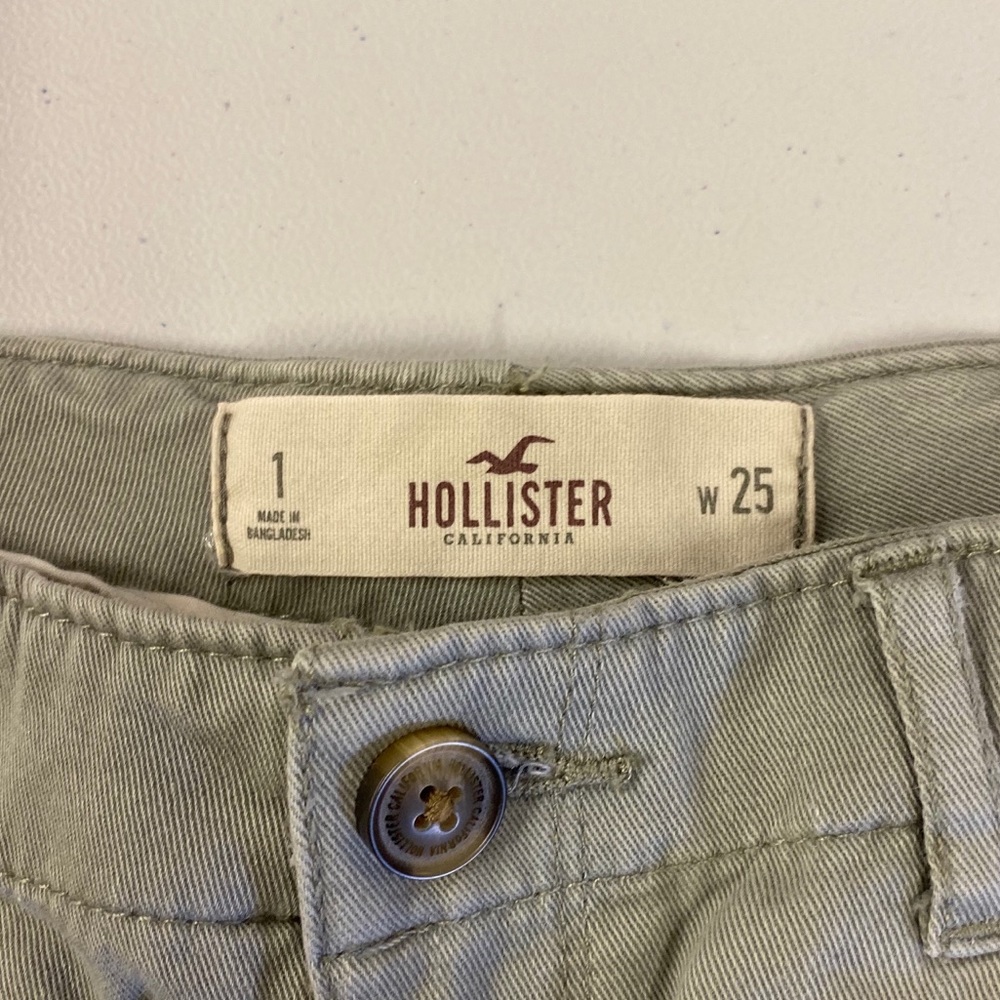 Girls hollister shorts